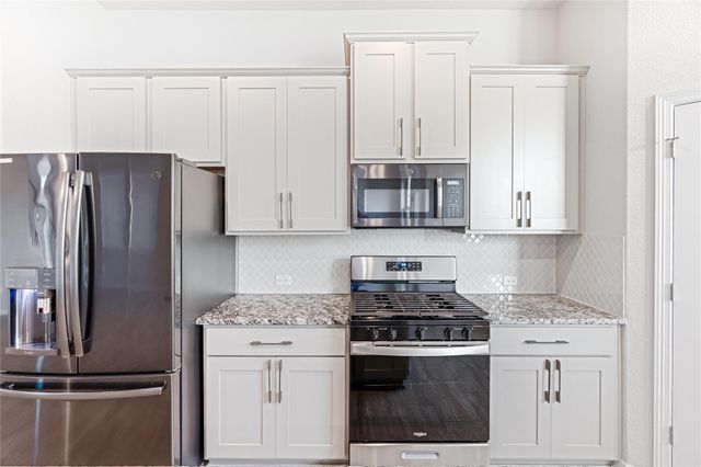 2212 Dillon Pond LN B, Pflugerville, TX 78660