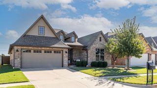 14608 Privas Lane, Yukon, OK 73099