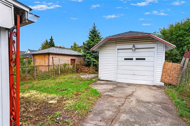 43 Elmer Avenue, Buffalo, NY 14215