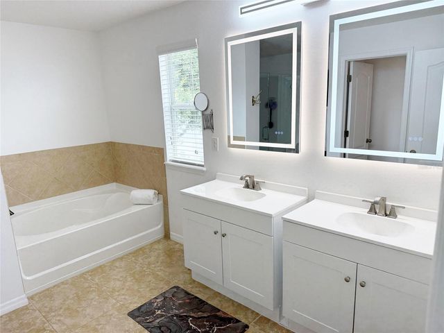 12236 FAIRLAWN DRIVE, Riverview, FL 33579