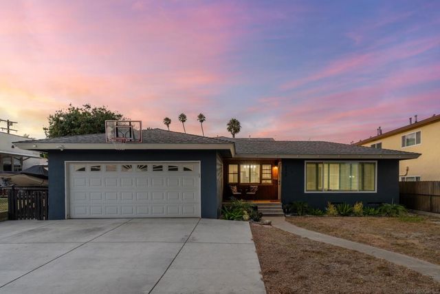 2036 38 Emerald St, San Diego, CA 92109