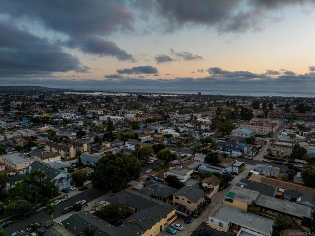 2036 38 Emerald St, San Diego, CA 92109