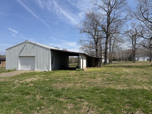 592 Shorty Few Rd, Dickson, TN 37055