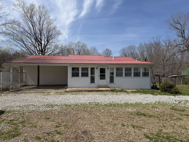 592 Shorty Few Rd, Dickson, TN 37055