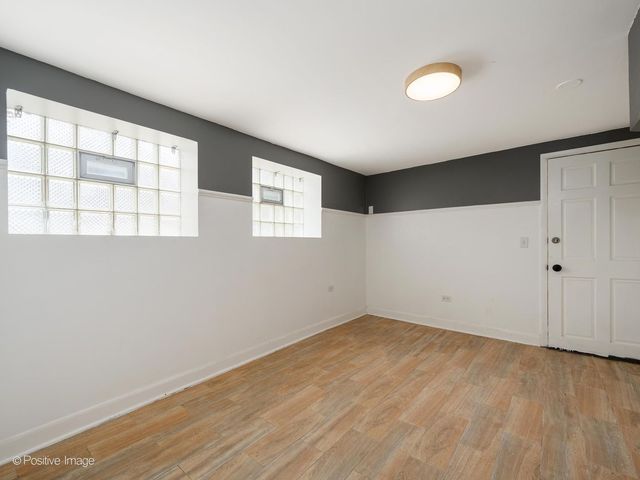 3500 N Hamilton Avenue 1, Chicago, IL 60618
