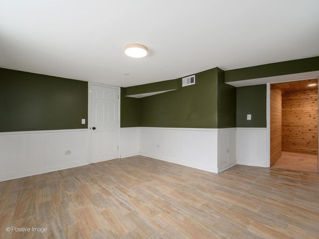 3500 N Hamilton Avenue 1, Chicago, IL 60618