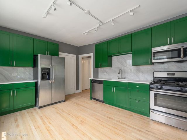 3500 N Hamilton Avenue 1, Chicago, IL 60618