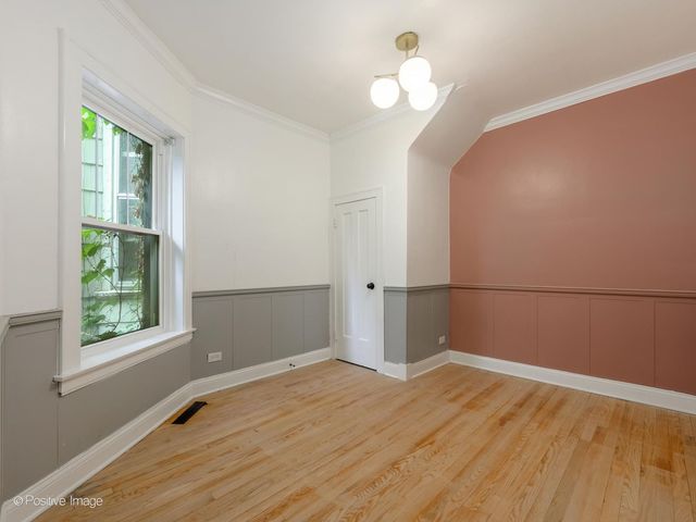 3500 N Hamilton Avenue 1, Chicago, IL 60618