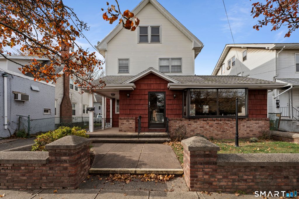1422 Dixwell Avenue, Hamden, CT 06514