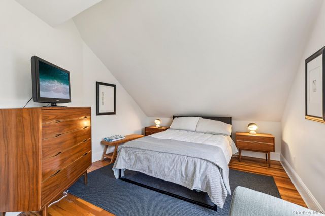 17 Oak Meadow Lane, Bellport Village, NY 11713