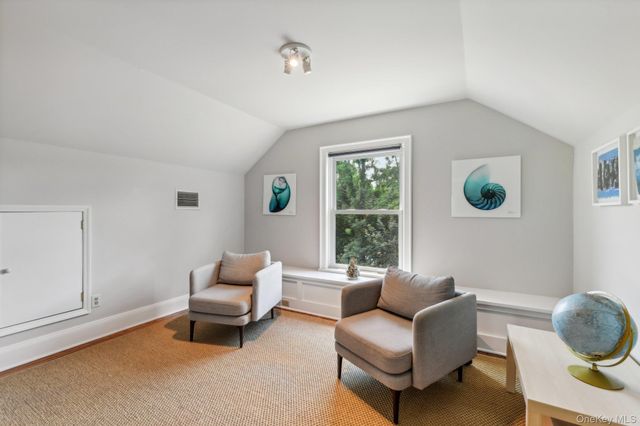 17 Oak Meadow Lane, Bellport Village, NY 11713