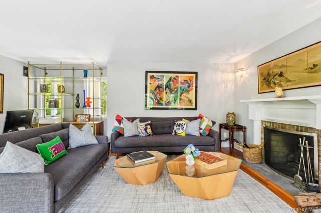 17 Oak Meadow Lane, Bellport Village, NY 11713