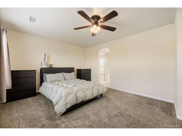 715 Stonehaven St, Dacono, CO 80514