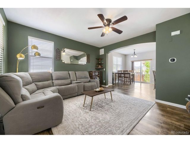 715 Stonehaven St, Dacono, CO 80514