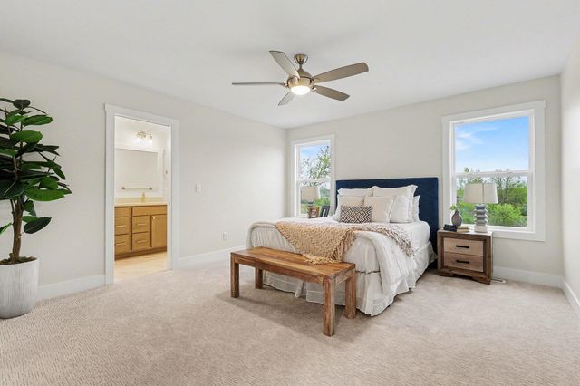 949 Scioto Drive Nw 17, Alpine Twp, MI 49321