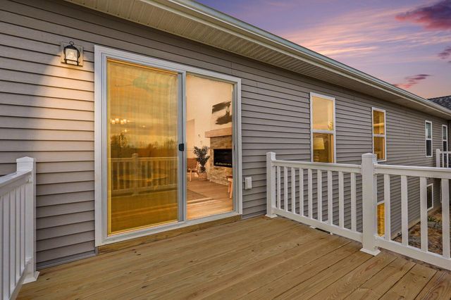 949 Scioto Drive Nw 17, Alpine Twp, MI 49321