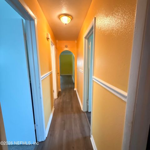 6752 MISS MUFFET Lane N, Jacksonville, FL 32210