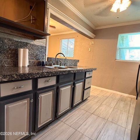 6752 MISS MUFFET Lane N, Jacksonville, FL 32210