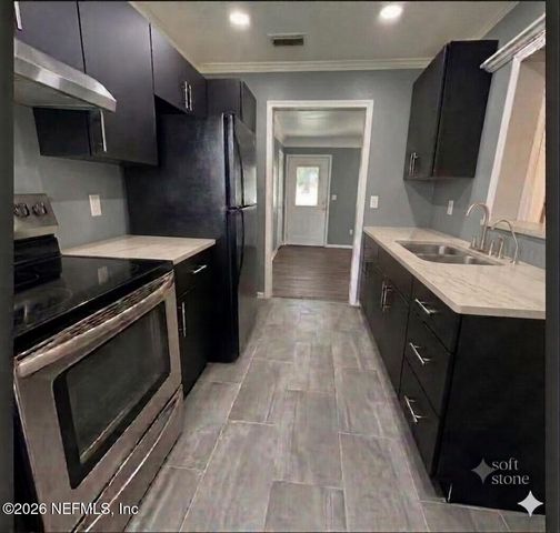 6752 MISS MUFFET Lane N, Jacksonville, FL 32210