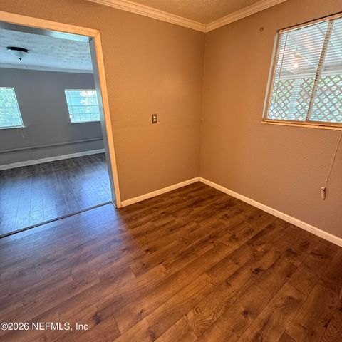 6752 MISS MUFFET Lane N, Jacksonville, FL 32210