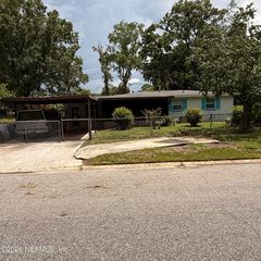6752 MISS MUFFET Lane N, Jacksonville, FL 32210