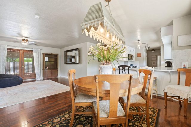 5308 E Mount Whitney Avenue, Laton, CA 93242