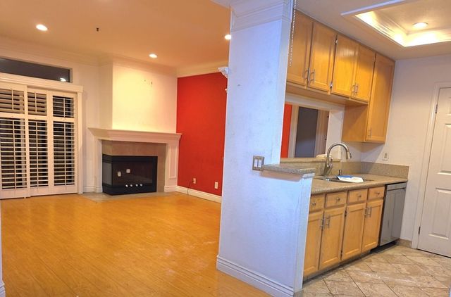 303 Dursey Dr, Pinole, CA 94564