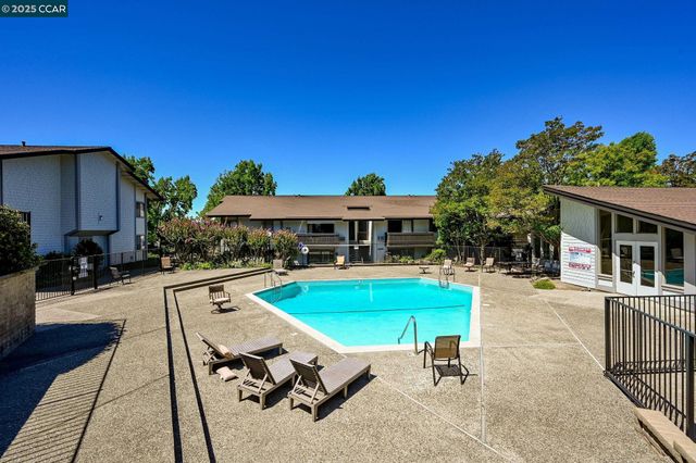 1411 Marchbanks Dr 2, Walnut Creek, CA 94598