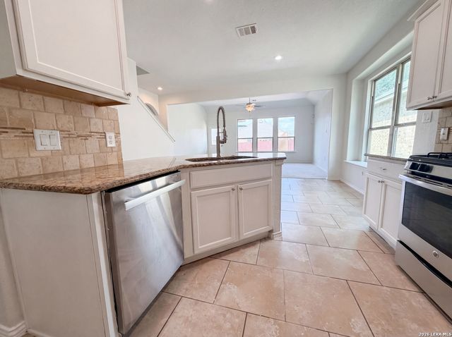 5815 Akin Elm, San Antonio, TX 78261