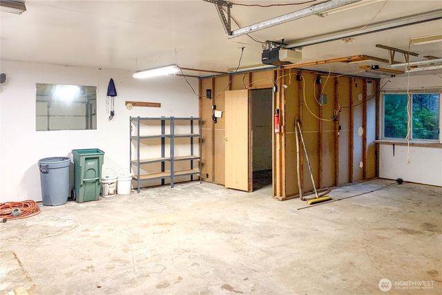 9970 Fairview Lake Road SW, Port Orchard, WA 98367