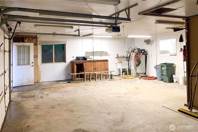 9970 Fairview Lake Road SW, Port Orchard, WA 98367