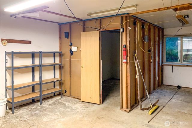 9970 Fairview Lake Road SW, Port Orchard, WA 98367