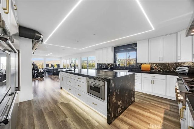 1711 Sirrine, North Tustin, CA 92705