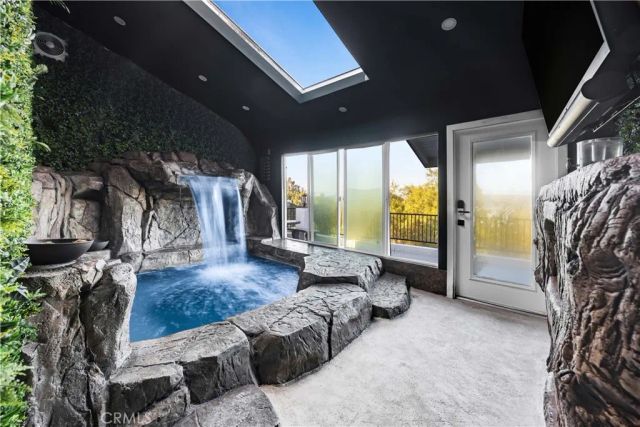 1711 Sirrine, North Tustin, CA 92705