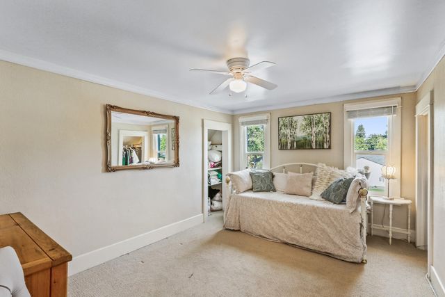 1028 E 38th Ave, Spokane, WA 99203