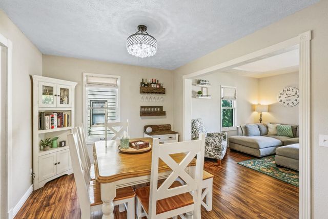 1028 E 38th Ave, Spokane, WA 99203