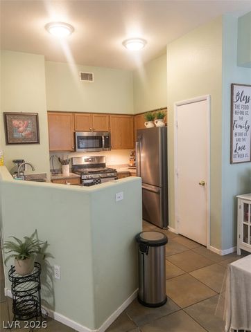 9303 Gilcrease Avenue 2175, Las Vegas, NV 89149