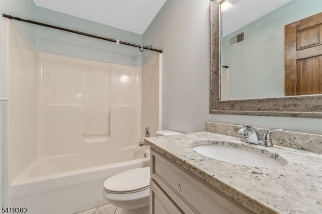 40 Thatcher Avenue, Franklin Twp., NJ 08886