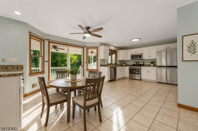 40 Thatcher Avenue, Franklin Twp., NJ 08886