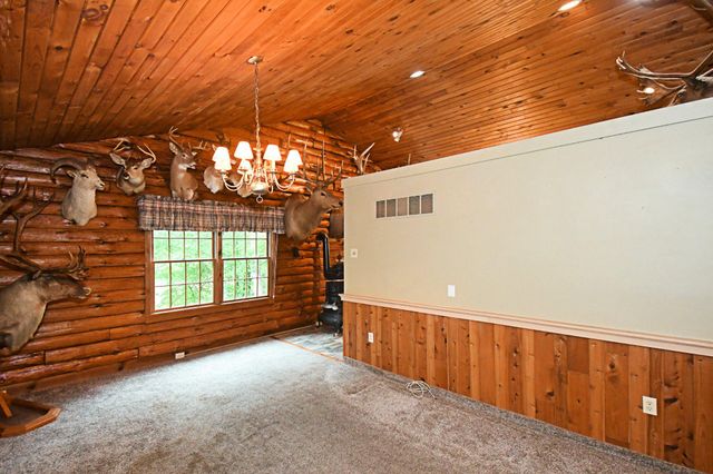 148 FREDERICKSVILLE RD, Mertztown, PA 19539
