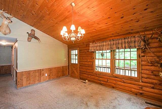 148 FREDERICKSVILLE RD, Mertztown, PA 19539