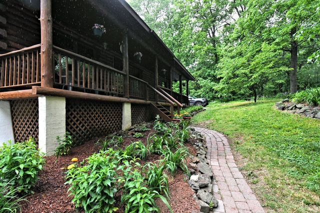 148 FREDERICKSVILLE RD, Mertztown, PA 19539