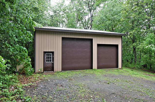 148 FREDERICKSVILLE RD, Mertztown, PA 19539