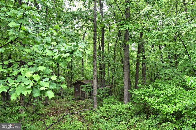 148 FREDERICKSVILLE RD, Mertztown, PA 19539