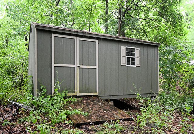 148 FREDERICKSVILLE RD, Mertztown, PA 19539