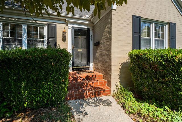 335 Queensway Drive, Lexington, KY 40502