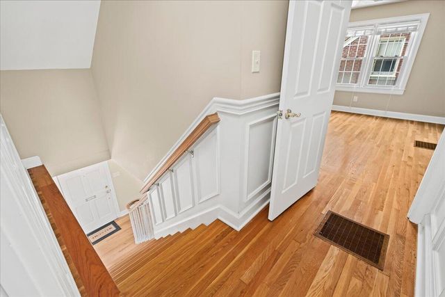 335 Queensway Drive, Lexington, KY 40502