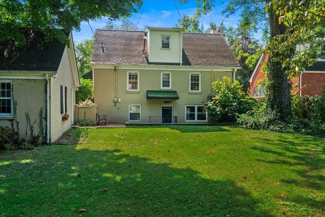335 Queensway Drive, Lexington, KY 40502