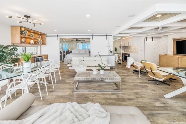 2979 Kalakaua Avenue 803, Honolulu, HI 96815