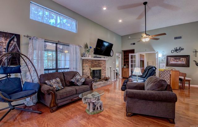 29 Lendl Loop, Little Rock, AR 72210